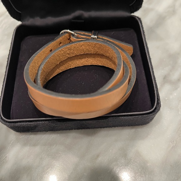 Leather bracelet wrap - Picture 4 of 4